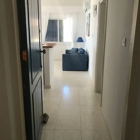 Magnificent 2 Bed Penthouse In Regina Gardens Appartement *