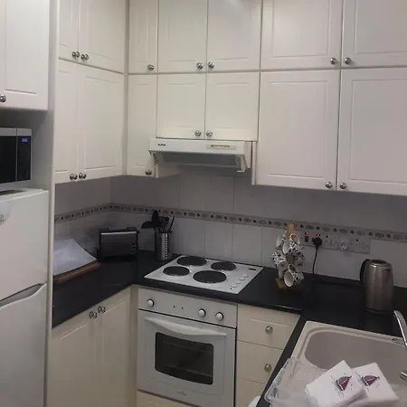 شقة Magnificent 2 Bed Penthouse In Regina Gardens