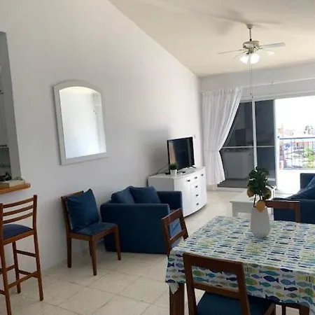 شقة Magnificent 2 Bed Penthouse In Regina Gardens *